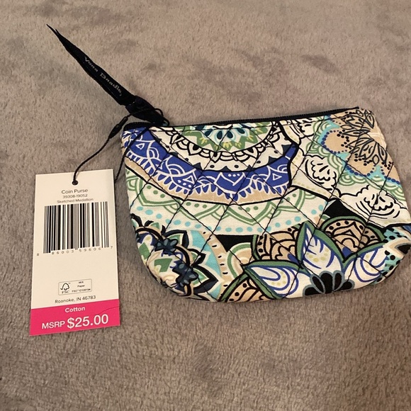💙🖤VERA BRADLEY💙🖤Coin Purse in Sketched Medallion/NWT - Picture 1 of 6
